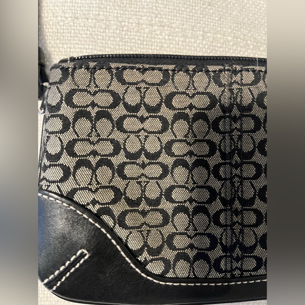 Coach Black and Gray Signature Wristlet - Picture 3 of 4